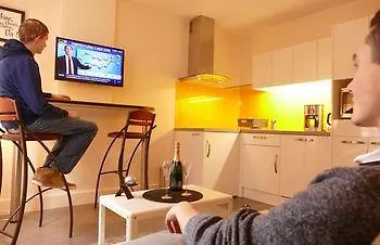 아파트 Studio