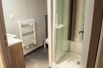 아파트 Studio